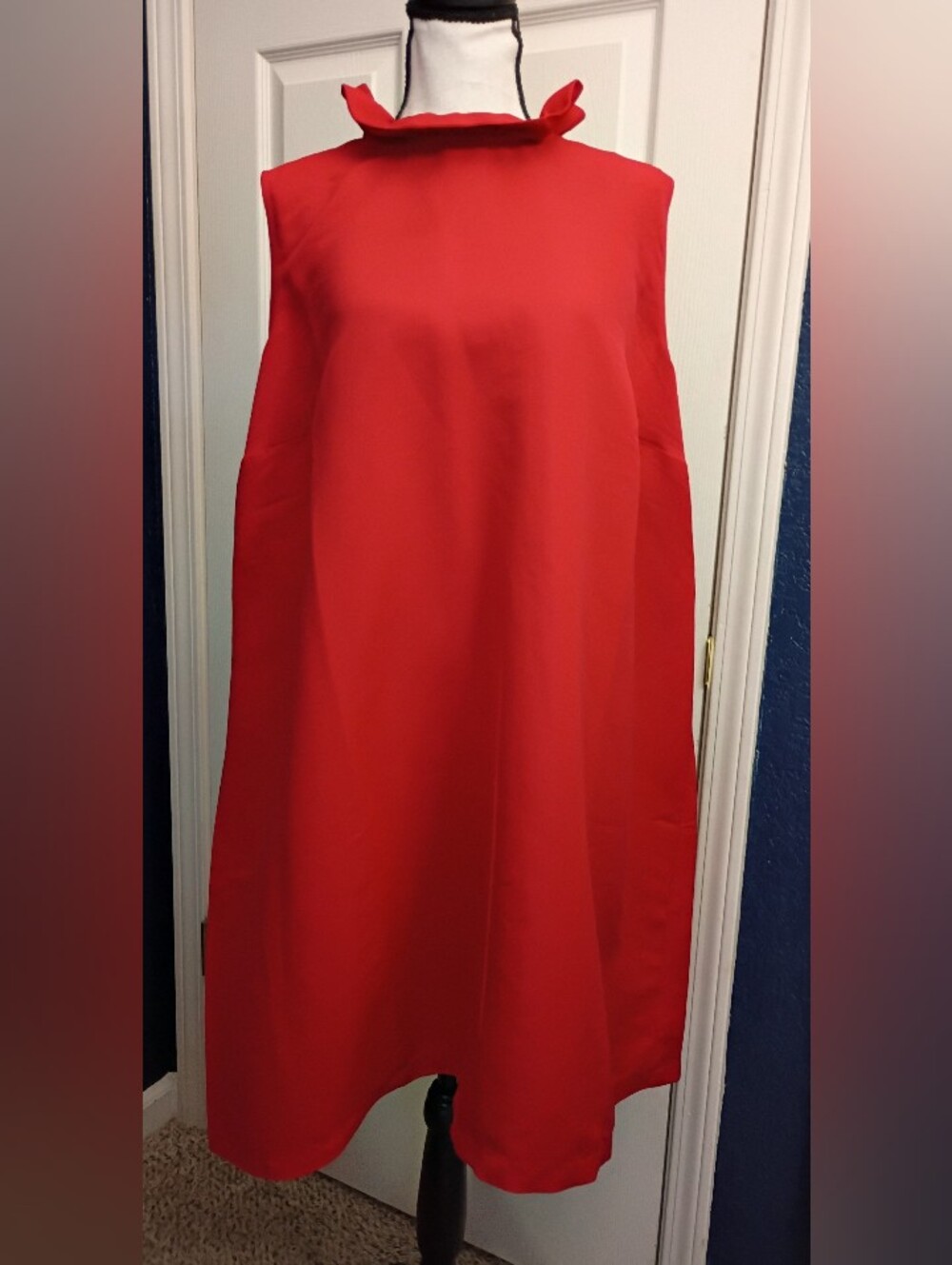 torrid Red Sleeveless Bowneck Shift Dress